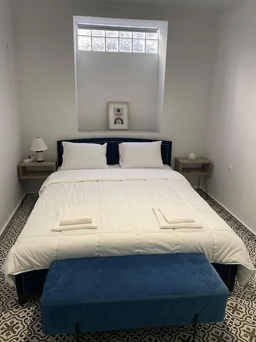 סלוניקי Family Apartment With Private Yard Next To Agios Dimitrios Church 0*,